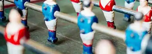 Competitive Versus Cooperative Meetings