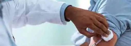 Man gets Coronvius vaccine