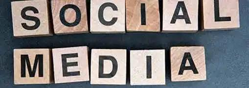 When Should Startups Outsource Social Media?